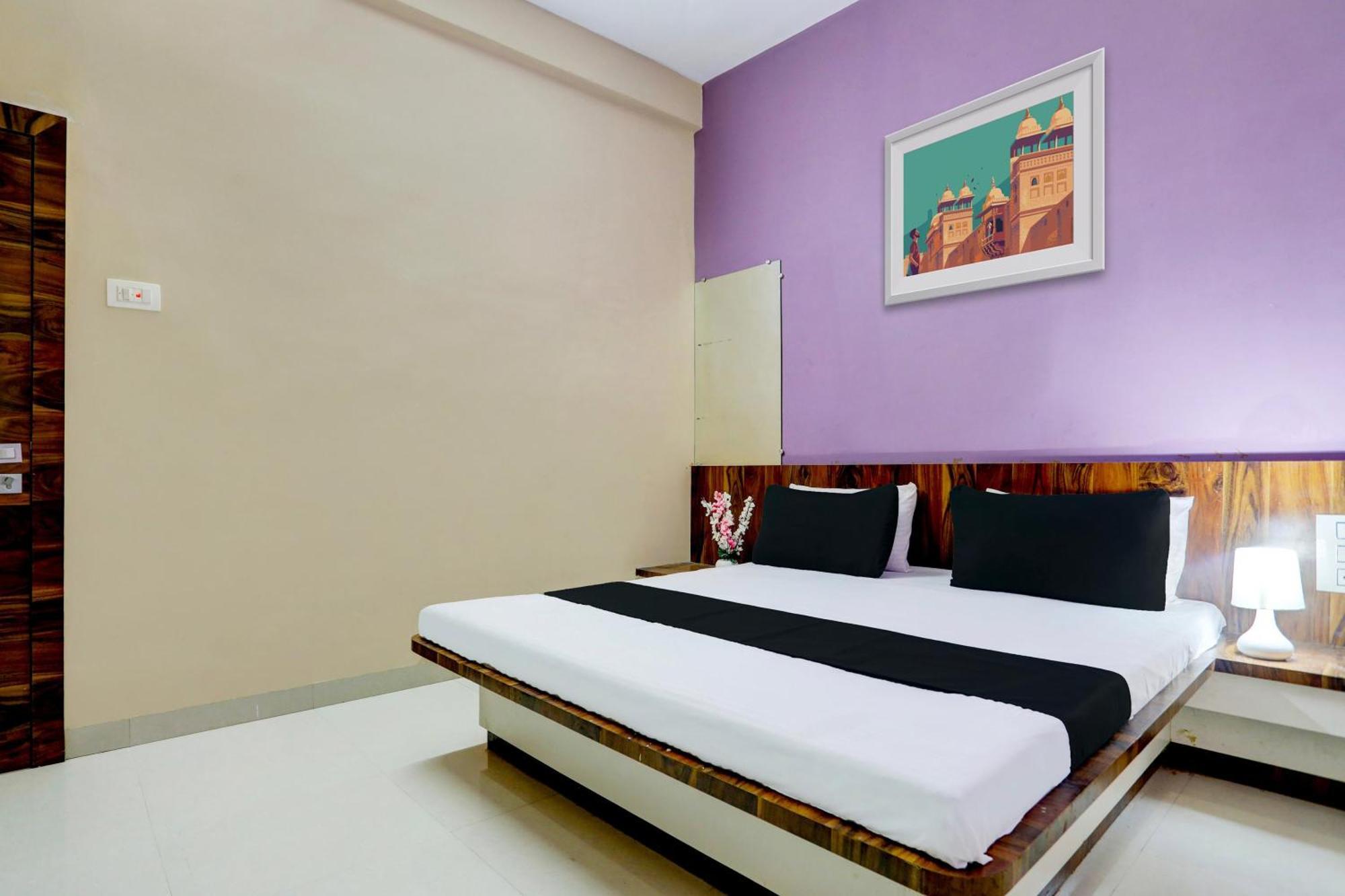 Hotel O Patil Residency Lodging Shahada ภายนอก รูปภาพ